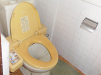 トイレリフォーム事例前2