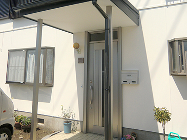 玄関リフォーム事例後1