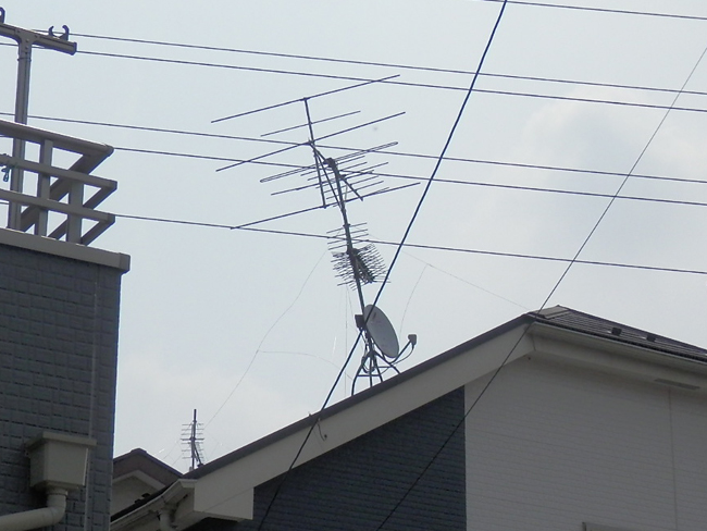 テレビアンテナ修理:傾き