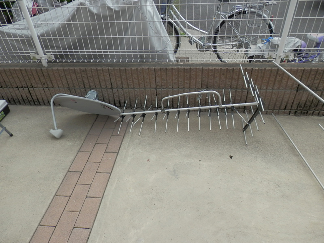 テレビアンテナ組み立て