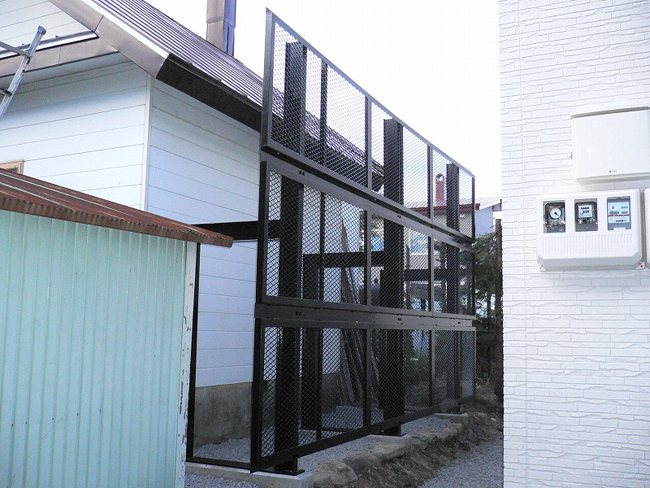 42雪止め:フェンス2