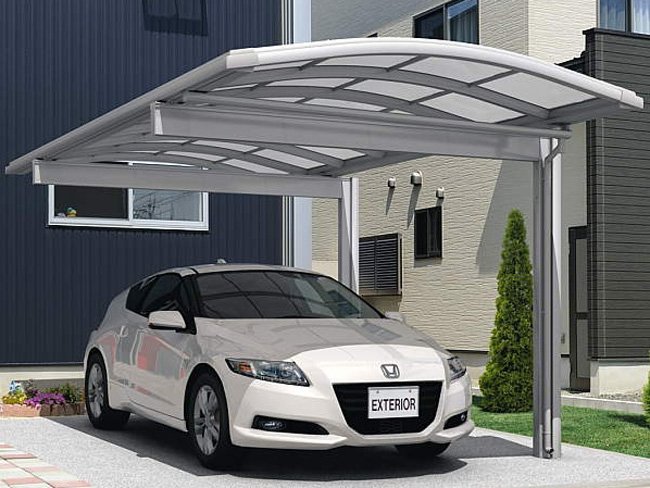 庭に屋根：カーポート