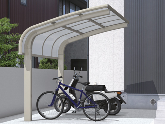 庭に屋根：サイクルポート