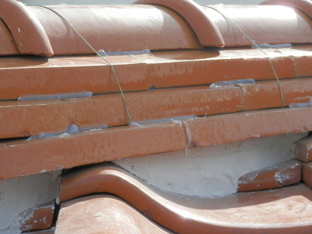 正しいラバーロック:棟部分