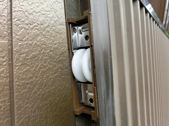 雨戸の不具合:戸車