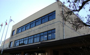 大和市立図書館